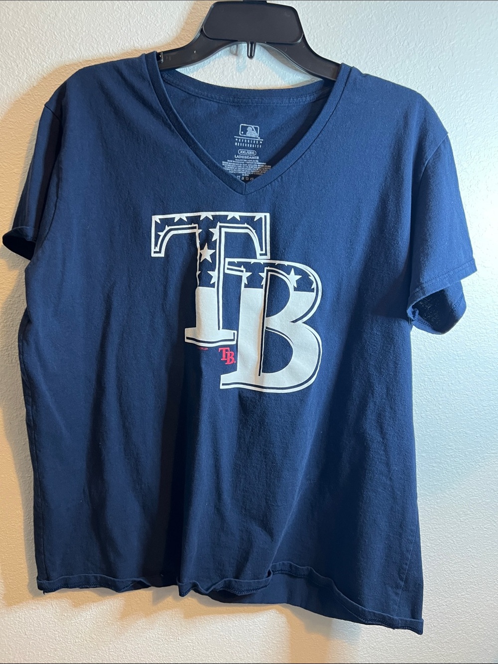 MLB Woman’s Navy Tampa Bay TB Graphic V-Neck Tee